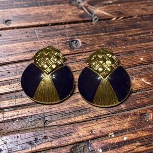 Vintage Blue-Black Enamel & Gold Tone Fan Accents Clip On Earrings